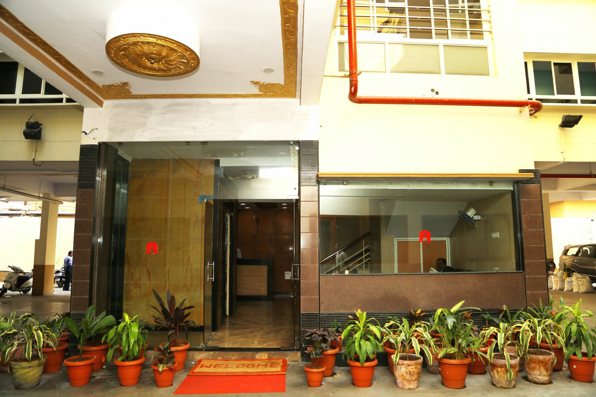 Hotel Panchratan Хайдарабад Экстерьер фото
